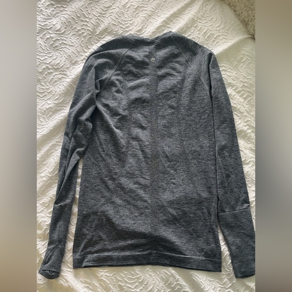 Lululemon Swiftly Tech Long Sleeve Shirt 2.0 - Picture 3 of 4